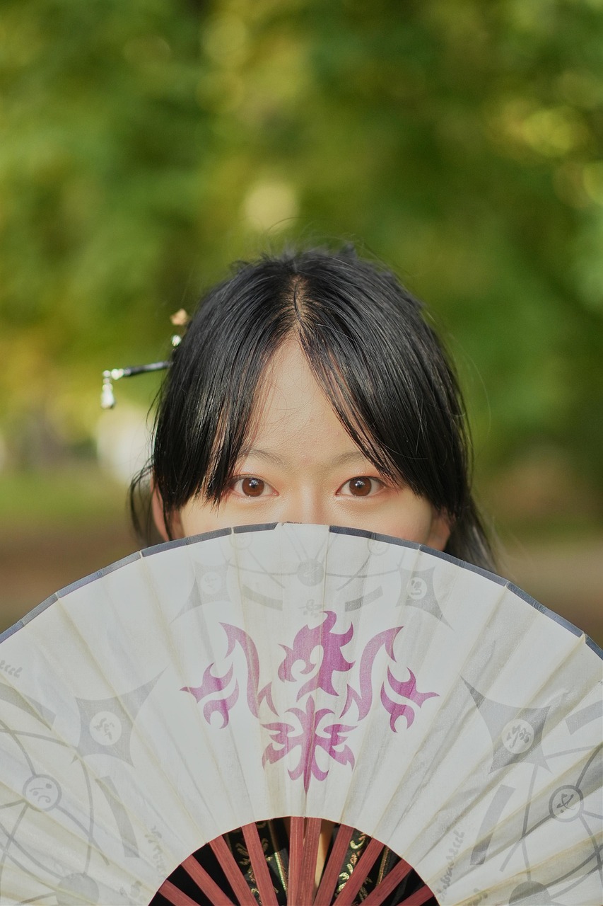 fan, woman, fashion, traditional, beauty, hanfu, chinese, model, pose, style, portrait