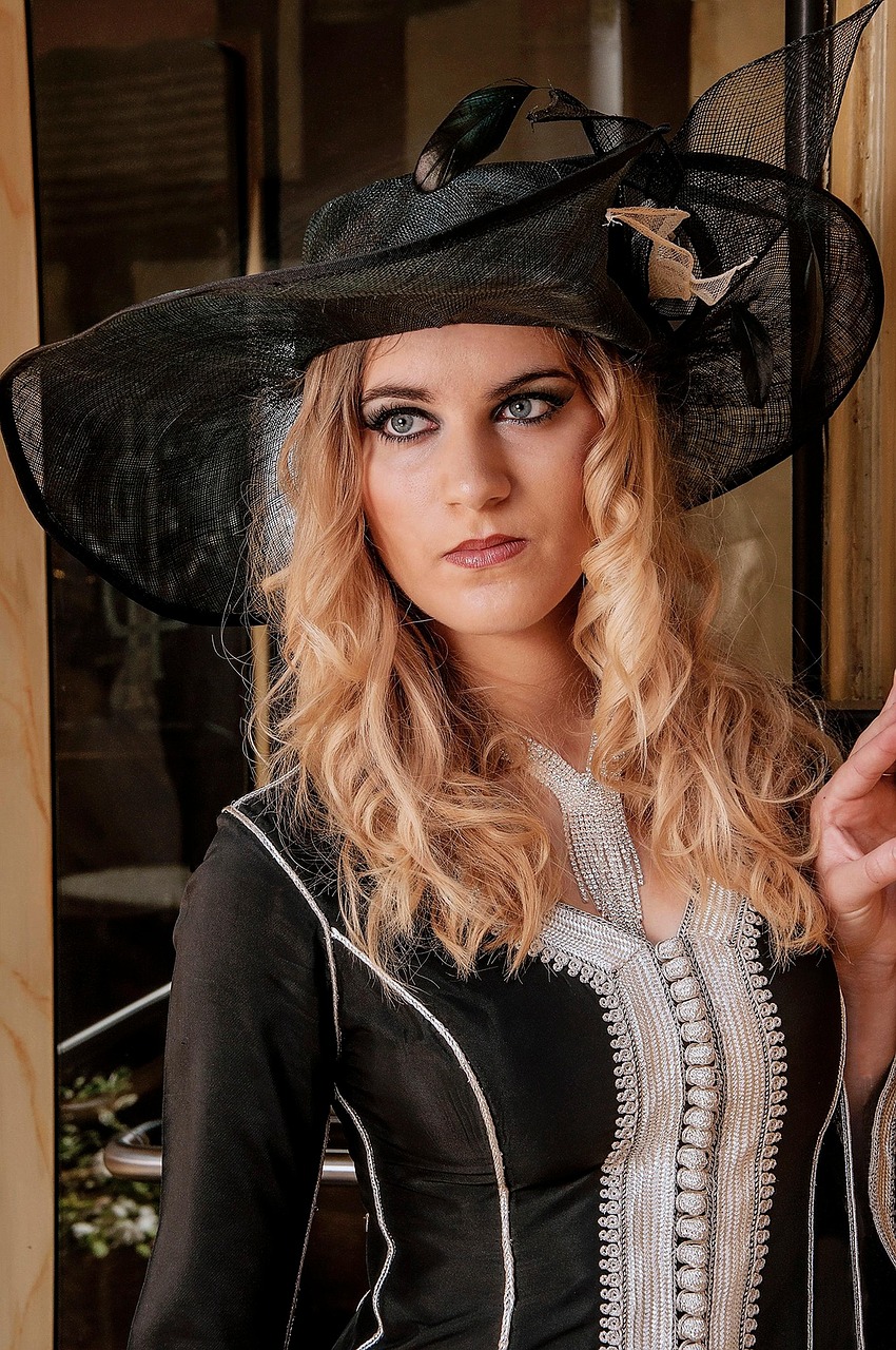 woman, fashion, beauty, style, luxury, chic, portrait